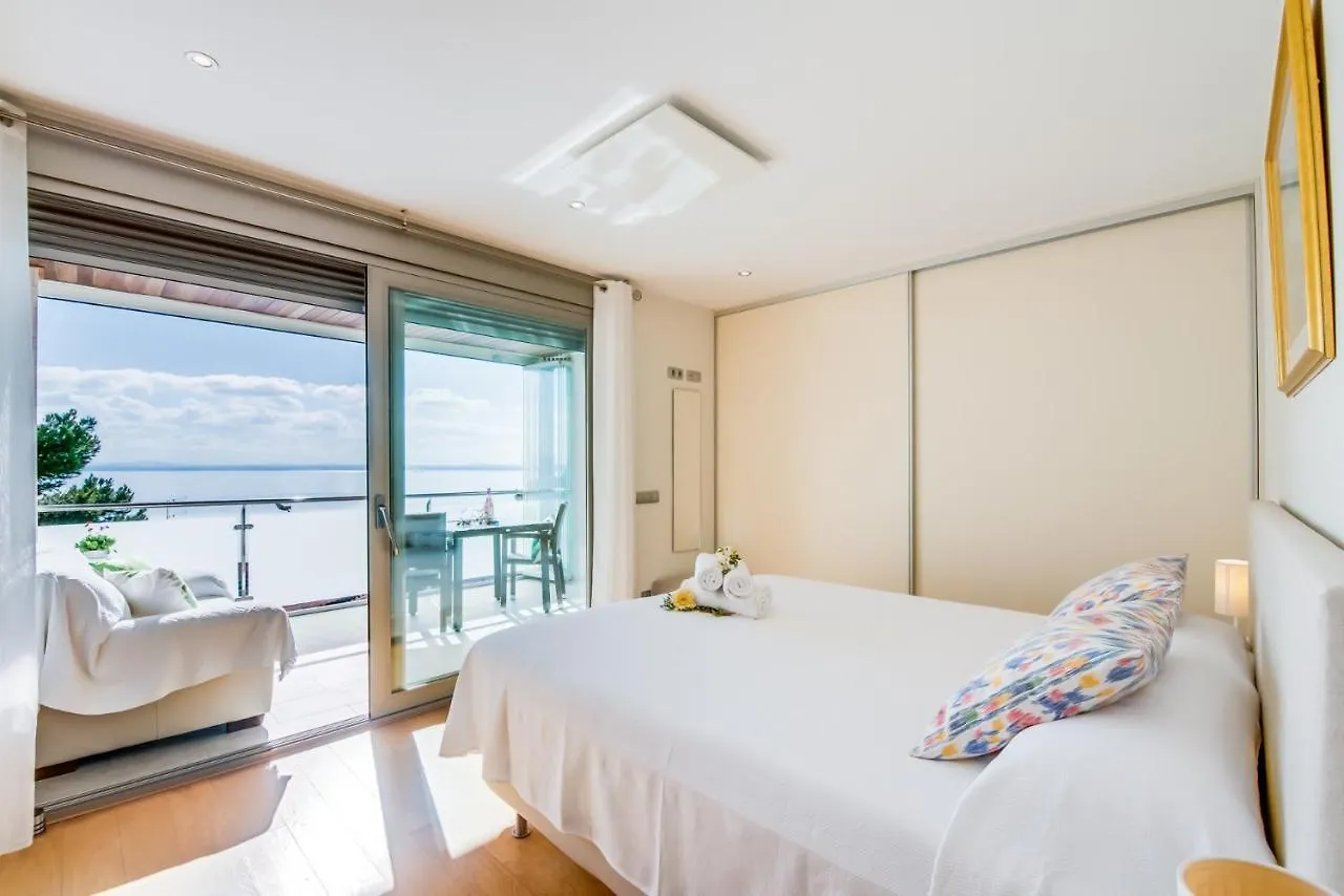 Feriehus Ideal Property Mallorca - Villa Alcanada 1 Spanien