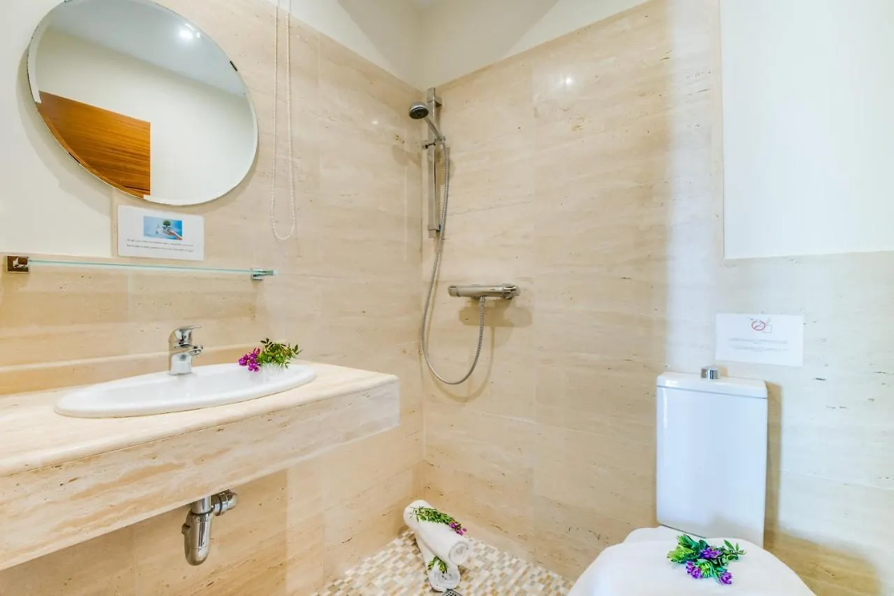 Feriehus Ideal Property Mallorca - Villa Alcanada 1 Spanien