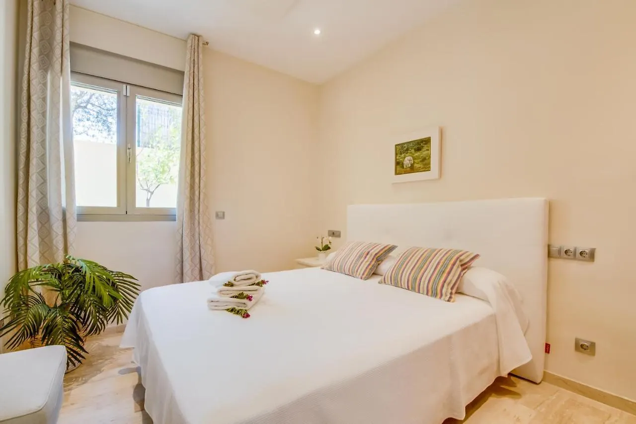 Ideal Property Mallorca - Villa Alcanada 1 Feriehus