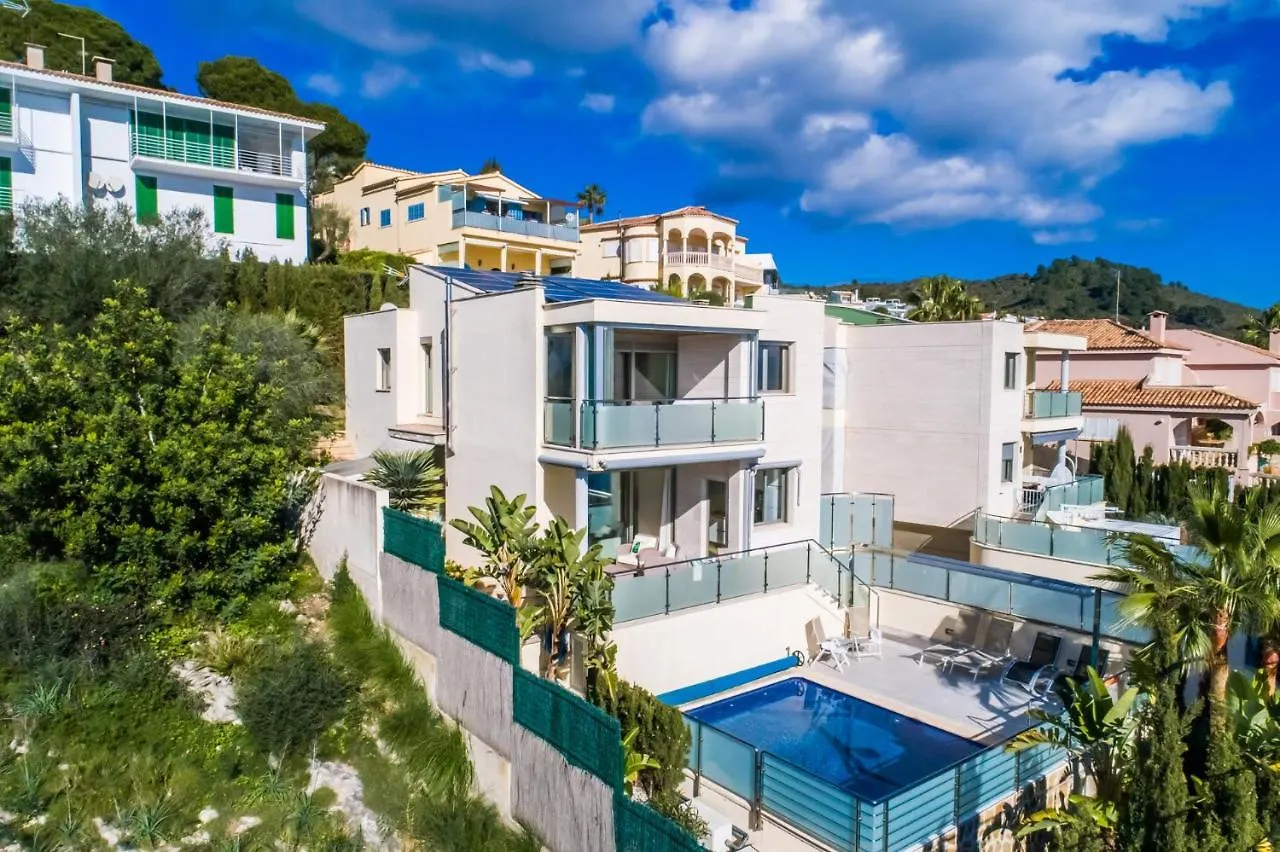 Ideal Property Mallorca - Villa Alcanada 1 0*,  Spanien